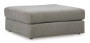 Avaliyah Living Room Set