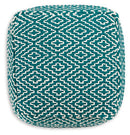 Brynnsen Pouf