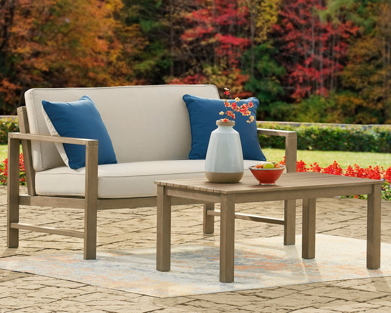 Fynnegan Outdoor Seating Set